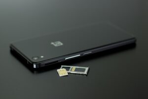 Read more about the article How to Choose the Best and Cheapest SIM Cards for Students in Europe (2026 Guide)